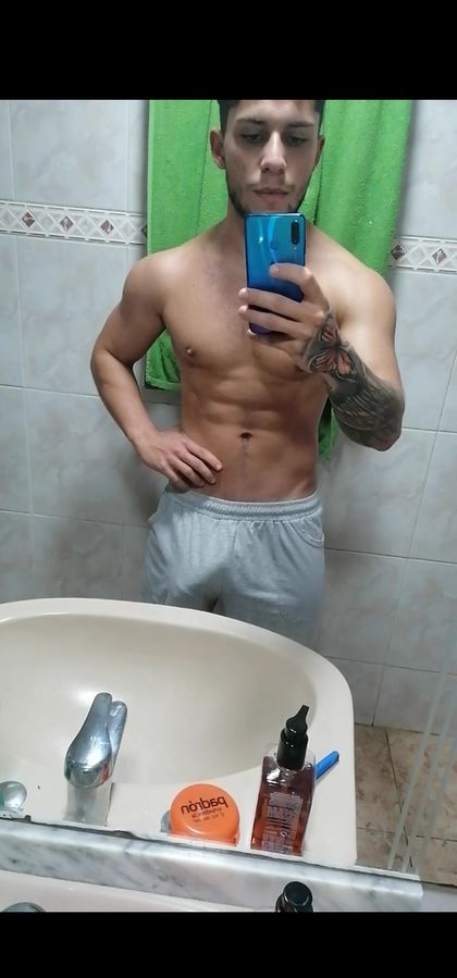 ianrguez_ OnlyFans picture