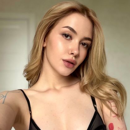 rebelrina OnlyFans picture