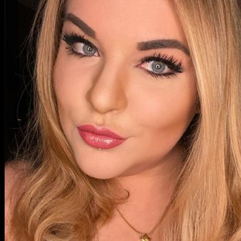 carina_curvy OnlyFans - Stats, Graphs, Photos & Profile Comparisons