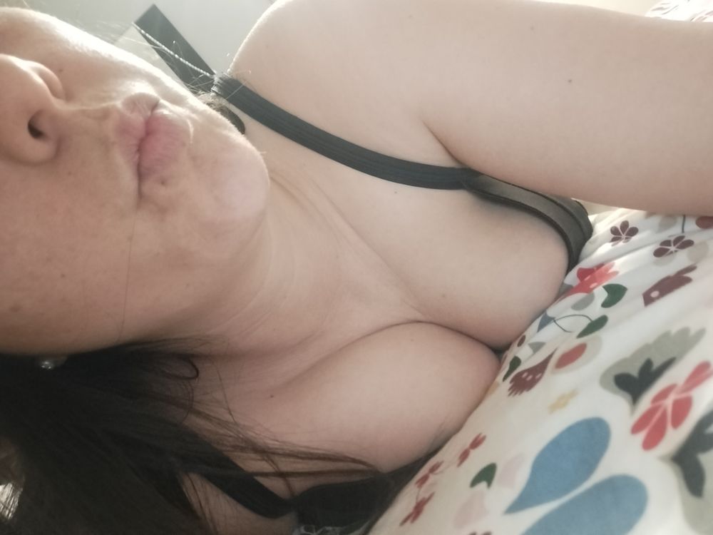 debhot32 OnlyFans profile picture