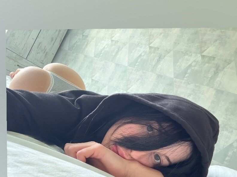 emi_ray OnlyFans profile picture