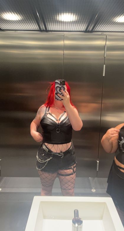 freckledgoth OnlyFans picture