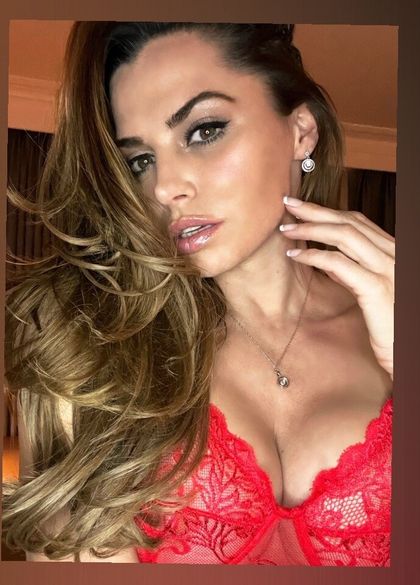 louiseglover OnlyFans picture