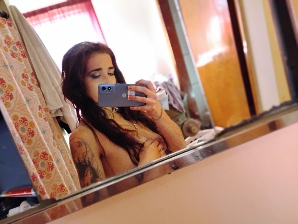 iris_2323 OnlyFans profile picture