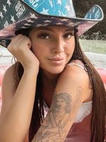 liltym OnlyFans - Free Trial - Photos - Socials | FansMetrics.com