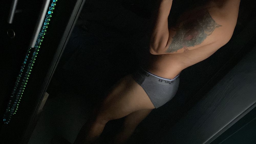 calderon27w OnlyFans profile picture