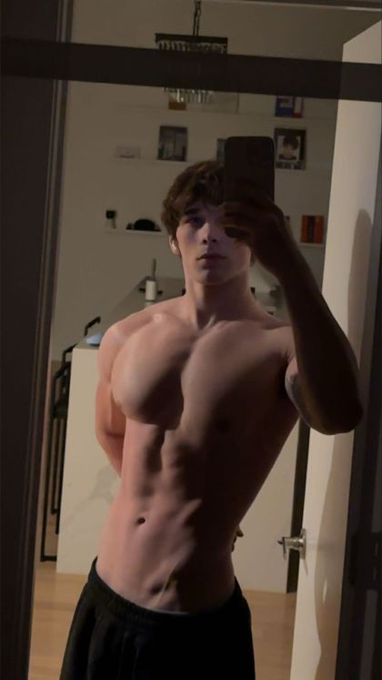 brandonrowlandx OnlyFans picture