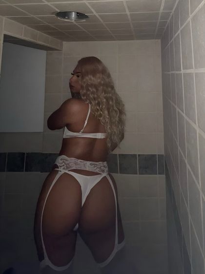 ayeshaclair OnlyFans picture