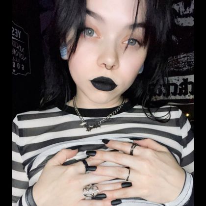 smokewitch13 OnlyFans picture