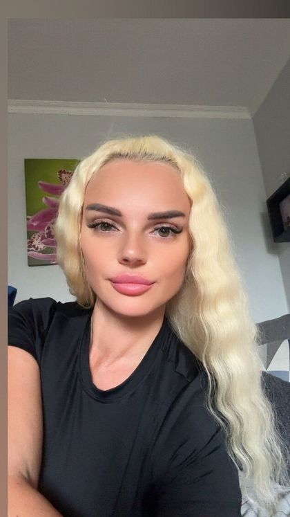 blondvaleksia OnlyFans picture