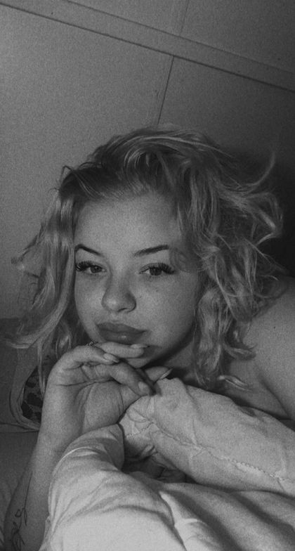 Best Msbella OnlyFans Accounts | FansMetrics.com