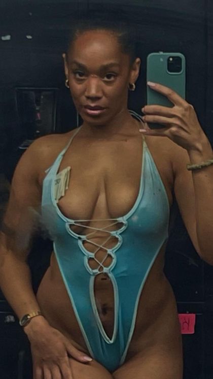 neyontree OnlyFans picture
