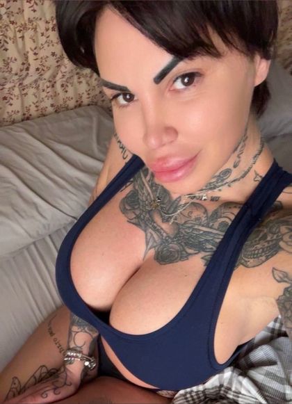 azzurrinamerlo OnlyFans picture