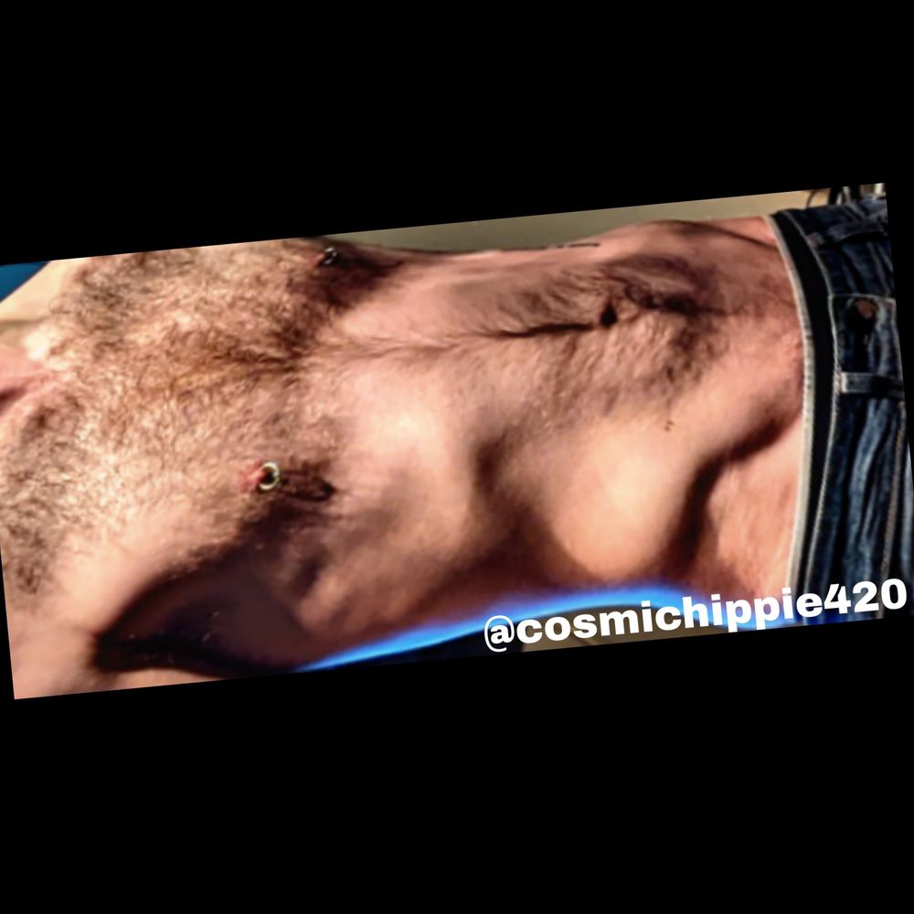 cosmichippie420 OnlyFans profile picture