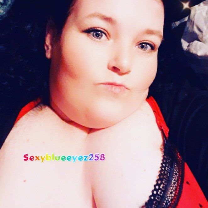 sexyblueeyez2582021 OnlyFans profile picture