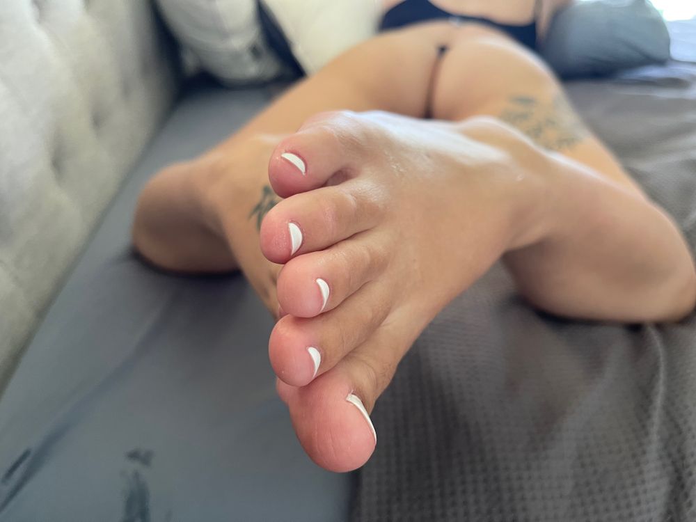 bellagracefeet OnlyFans profile picture