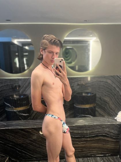 eggoalcon OnlyFans picture