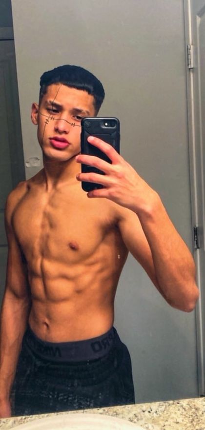 u227057121 OnlyFans picture