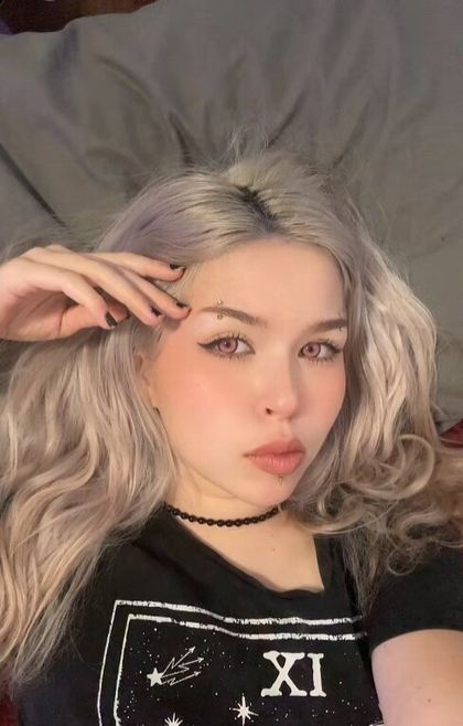 yoursmalltownfreak OnlyFans picture