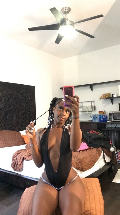lanaglossy OnlyFans picture