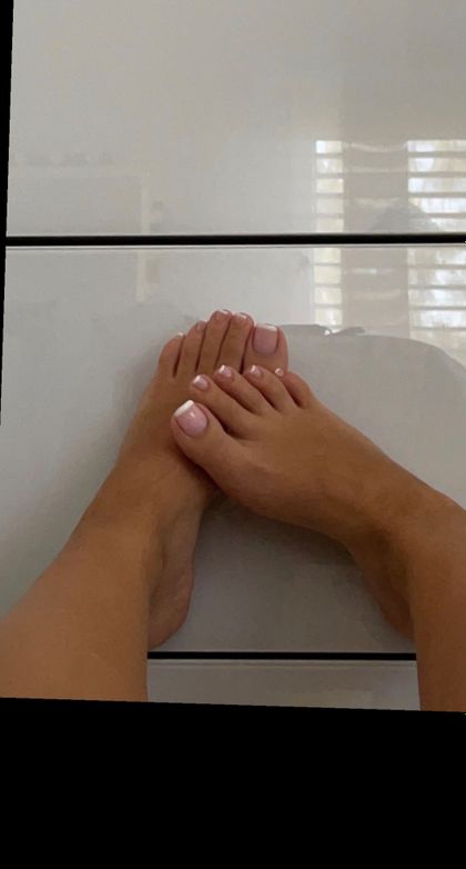 cuddlyfeetdream OnlyFans picture