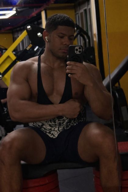 leonhrdz OnlyFans picture