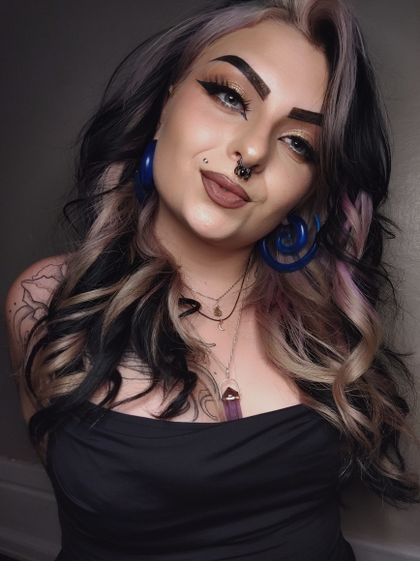 cruelelladevile OnlyFans picture