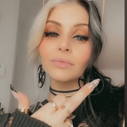 thatbookgirl OnlyFans picture