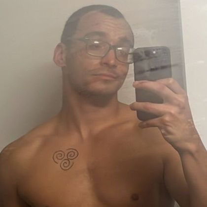 ari.dean OnlyFans picture