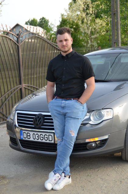 george90guta OnlyFans picture