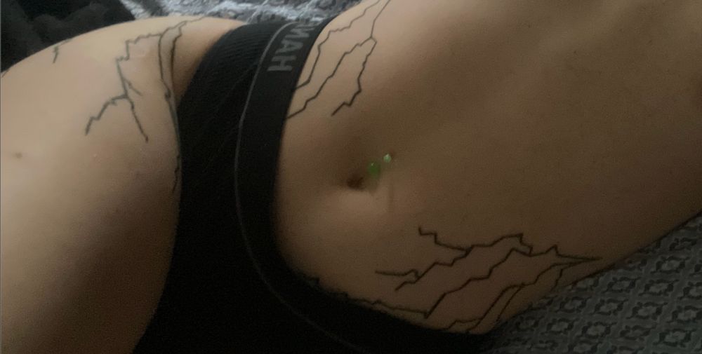 glassbones OnlyFans profile picture