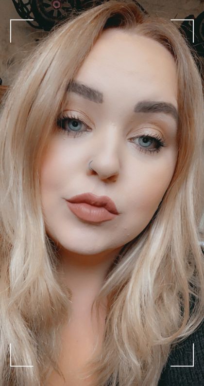 lilyrose8989 OnlyFans picture