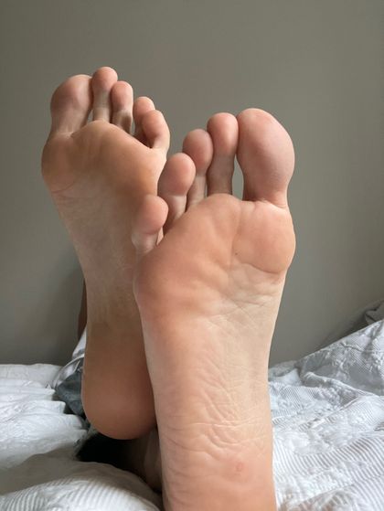 handyfeetisha OnlyFans picture