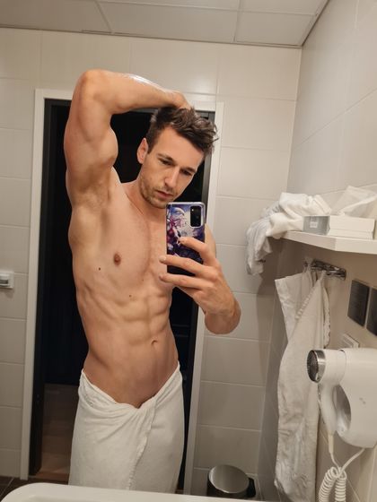 aaristo OnlyFans picture