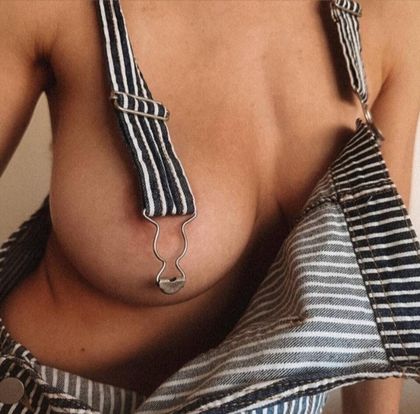 sexybrunette29 OnlyFans picture
