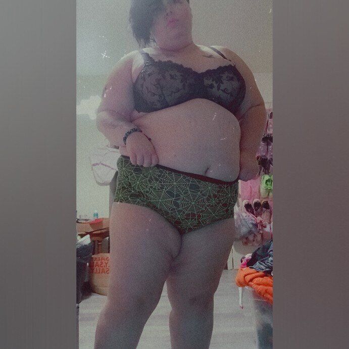 tattedpitlover83 OnlyFans profile picture