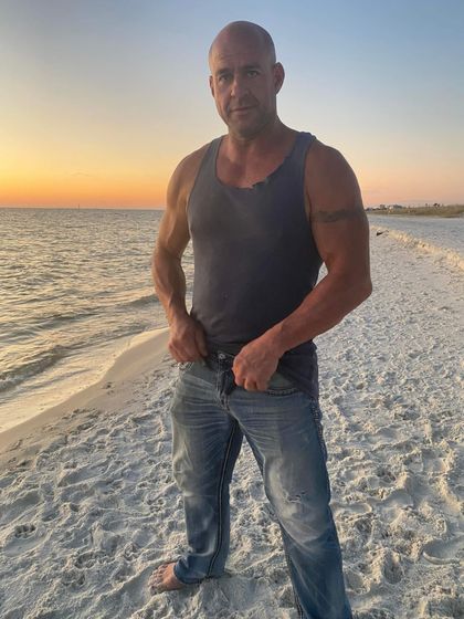 hotlantadilf OnlyFans picture