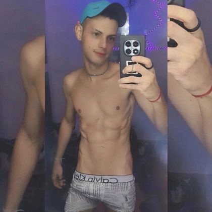 alexpikulu OnlyFans picture