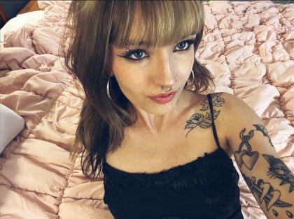 zoeysvip OnlyFans picture