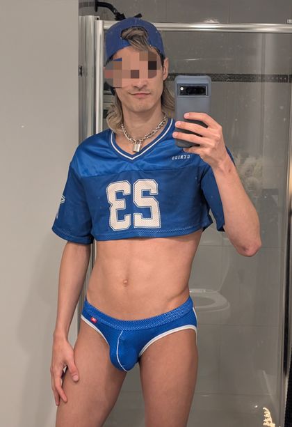 cagedapollo OnlyFans picture