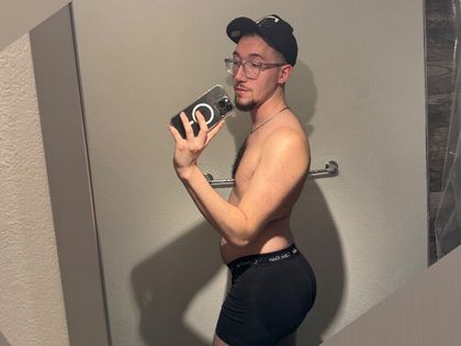 alecunleashed OnlyFans picture