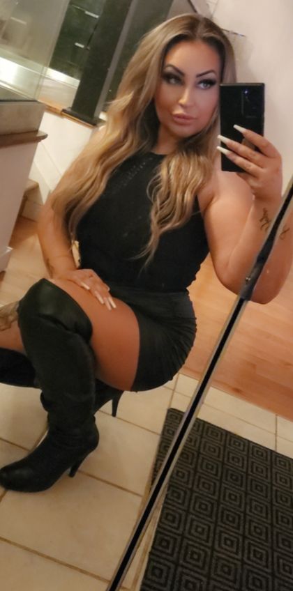 cattstaxx OnlyFans picture