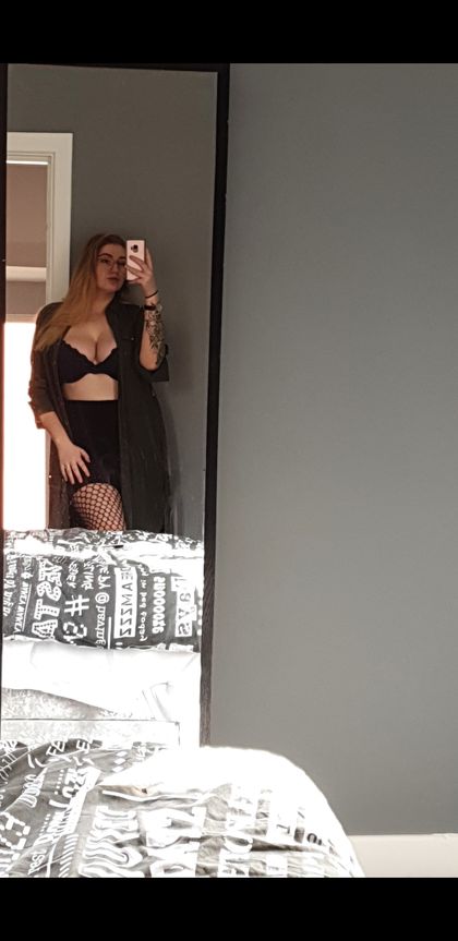 kat_a_rina OnlyFans picture