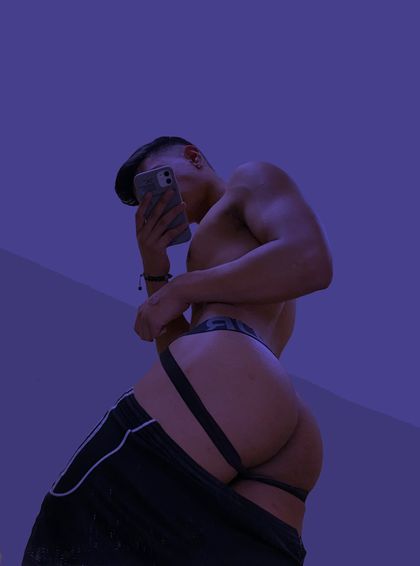 hornylatinbby OnlyFans picture