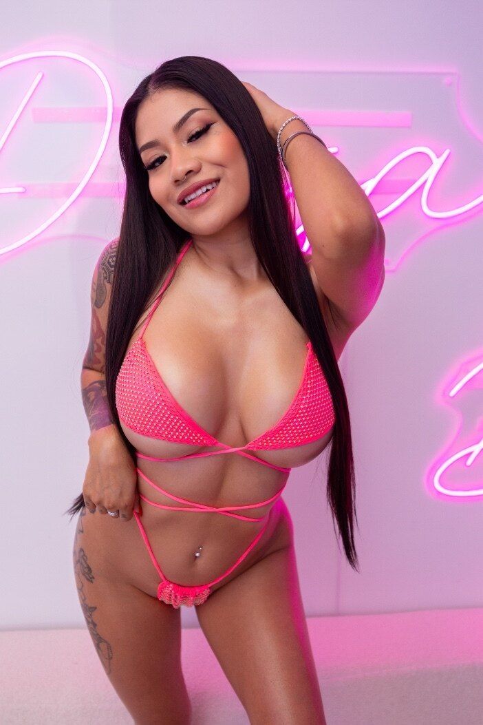 theemilunafree OnlyFans profile picture