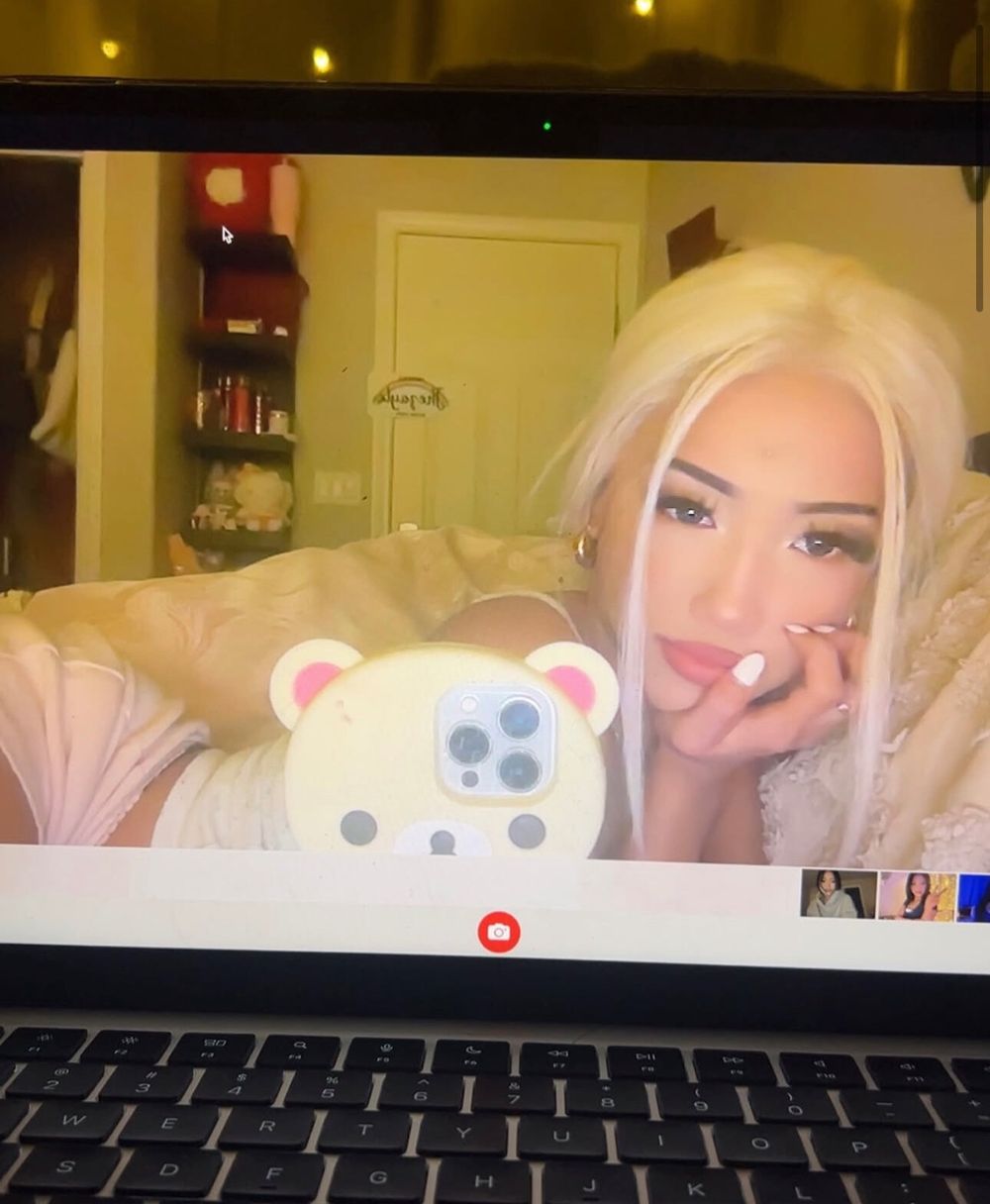 eviesrealm OnlyFans profile picture