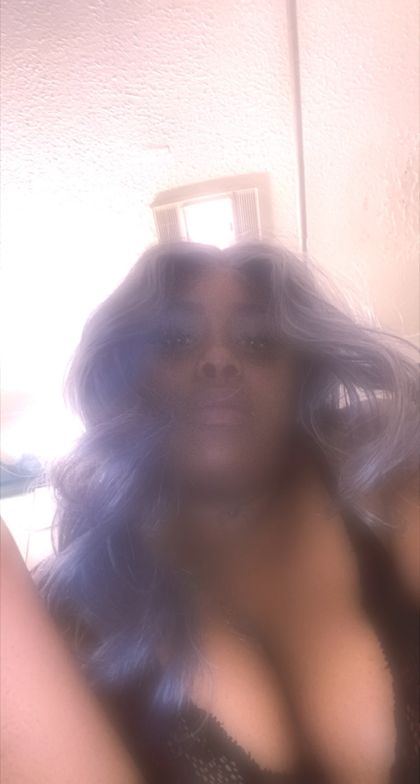 favthickgyalnia OnlyFans picture