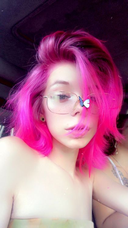 knives2k02 OnlyFans picture