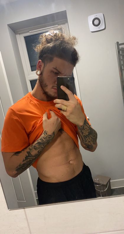 macavelli982 OnlyFans picture