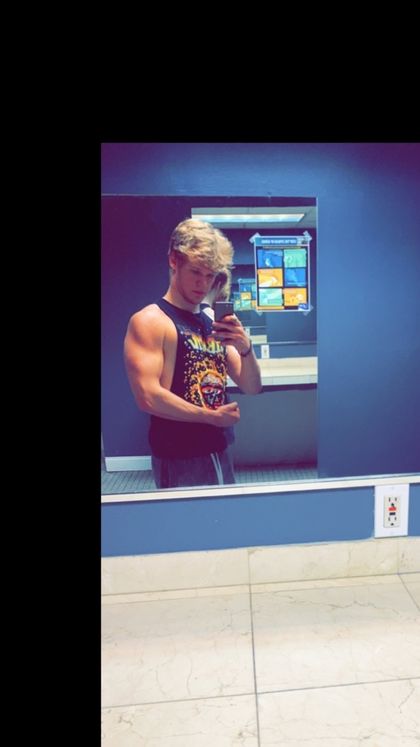 adelg OnlyFans picture